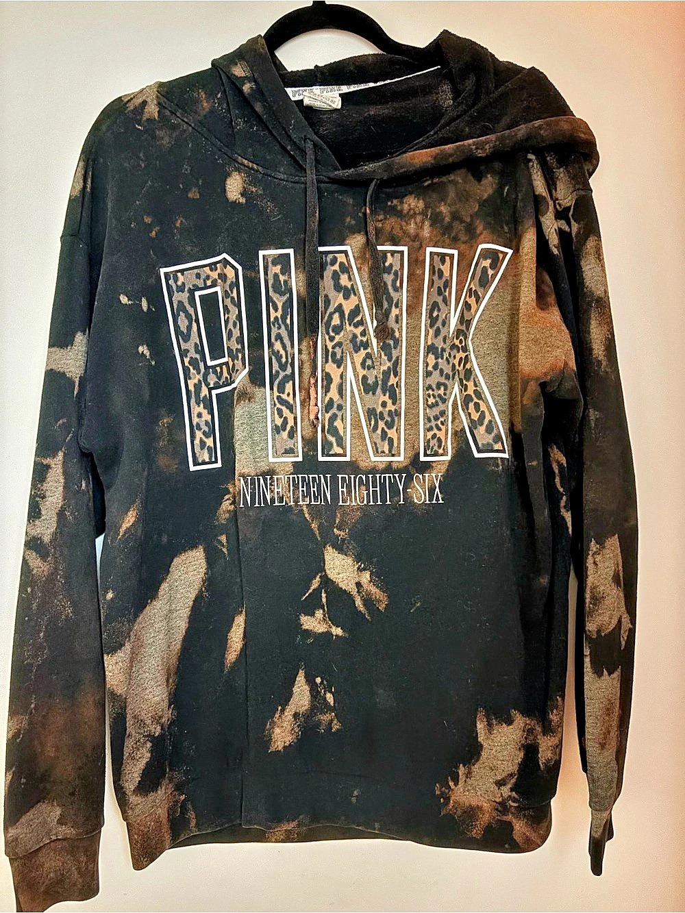 PINK Graphic Tie-Dye Hoodie Black & Brown Size Small